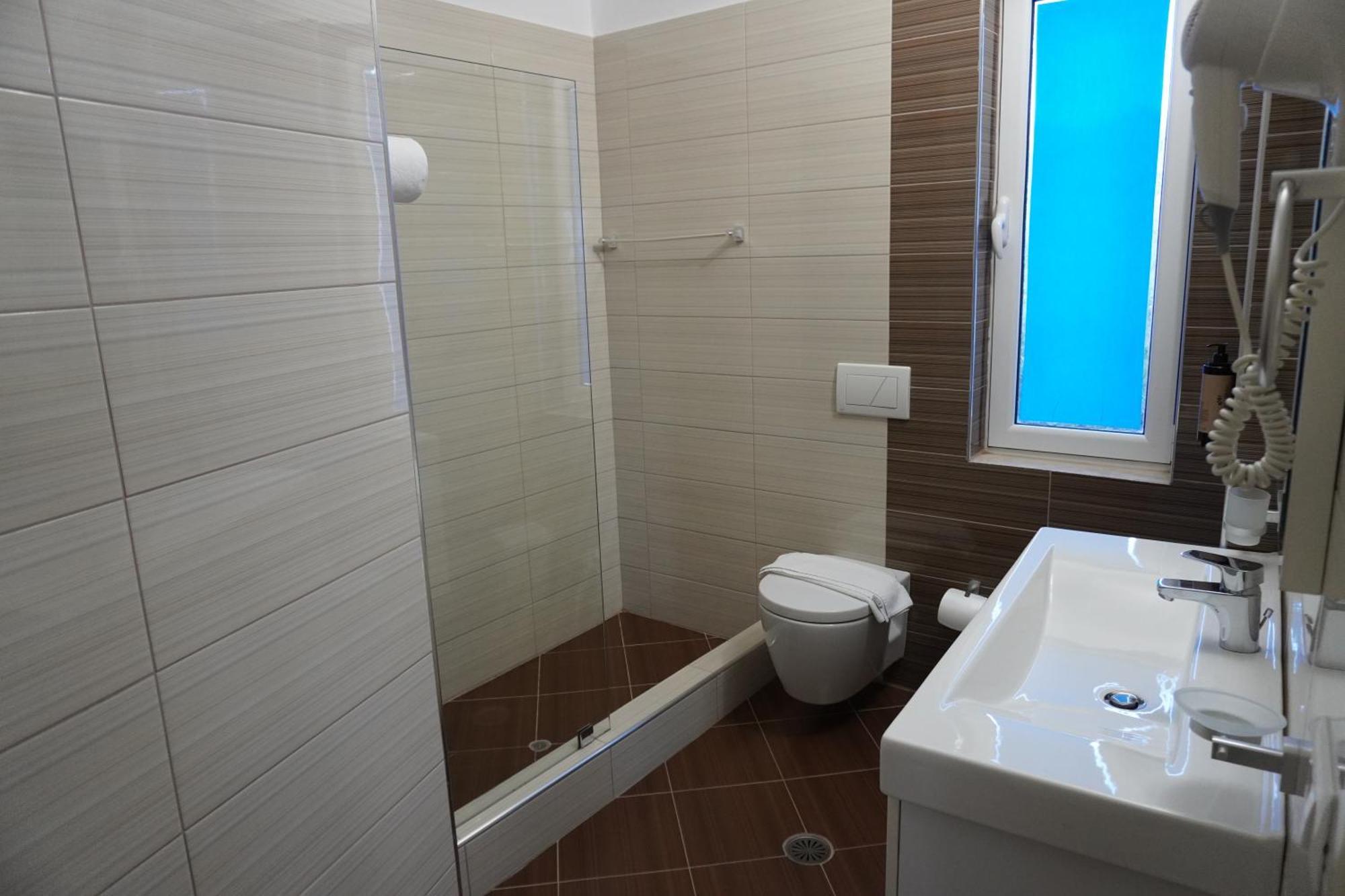 Hotel Agel Sarandë 客房 照片