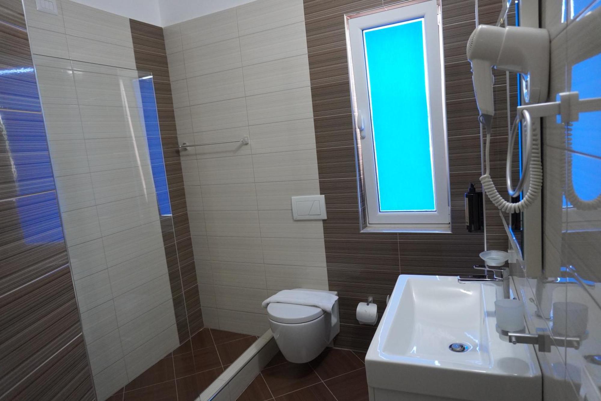 Hotel Agel Sarandë 客房 照片