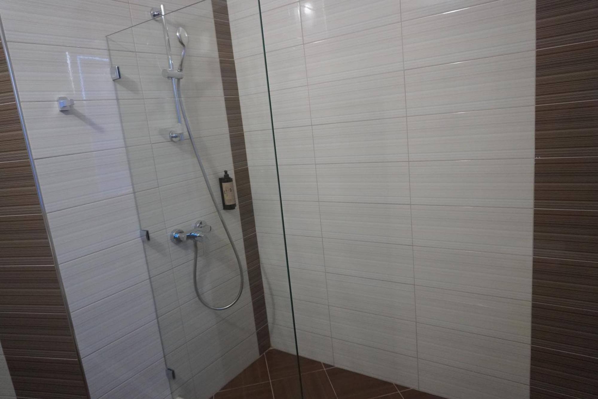 Hotel Agel Sarandë 客房 照片